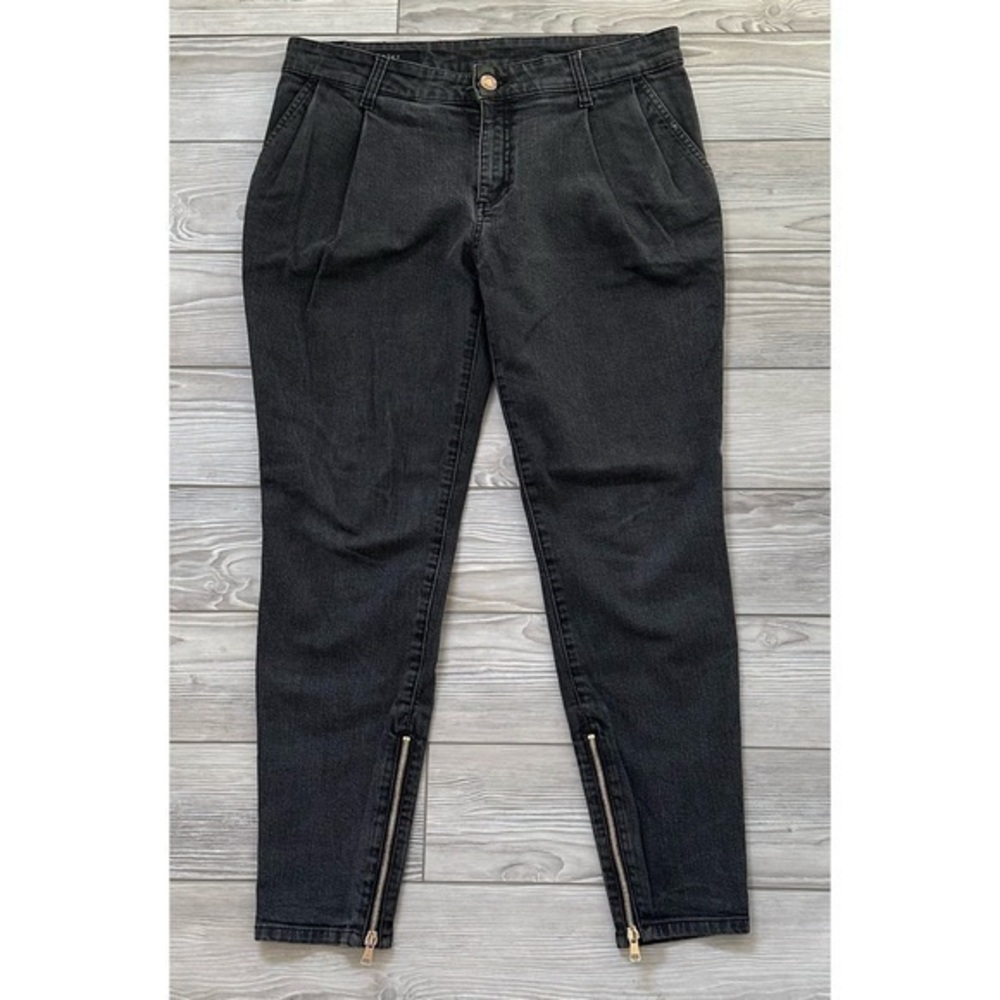 Gucci Jeans, Crop/Capri length, zipper bottom, pleated, Golf patch, 44, Flawless